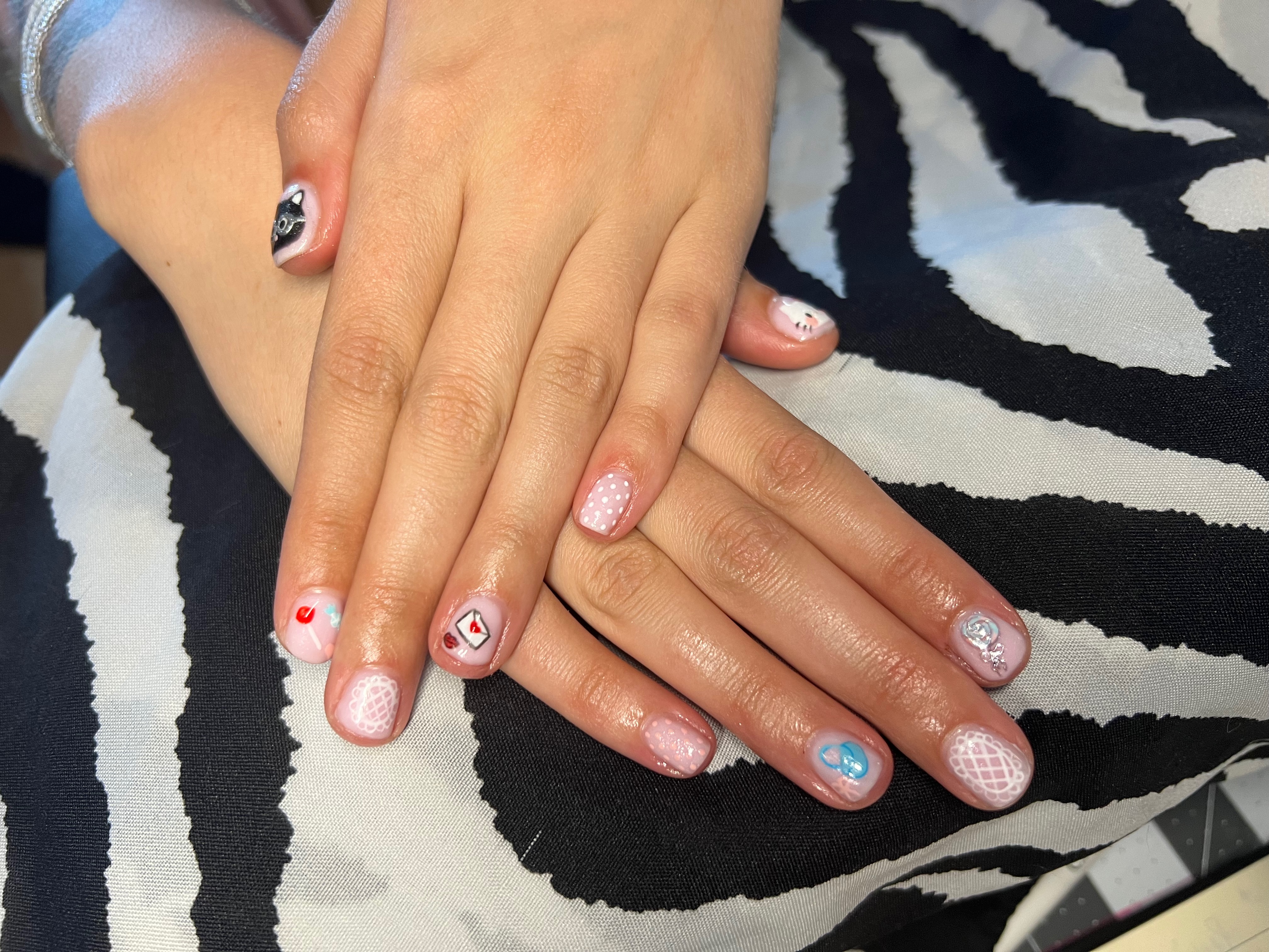 Builder gel overlay art