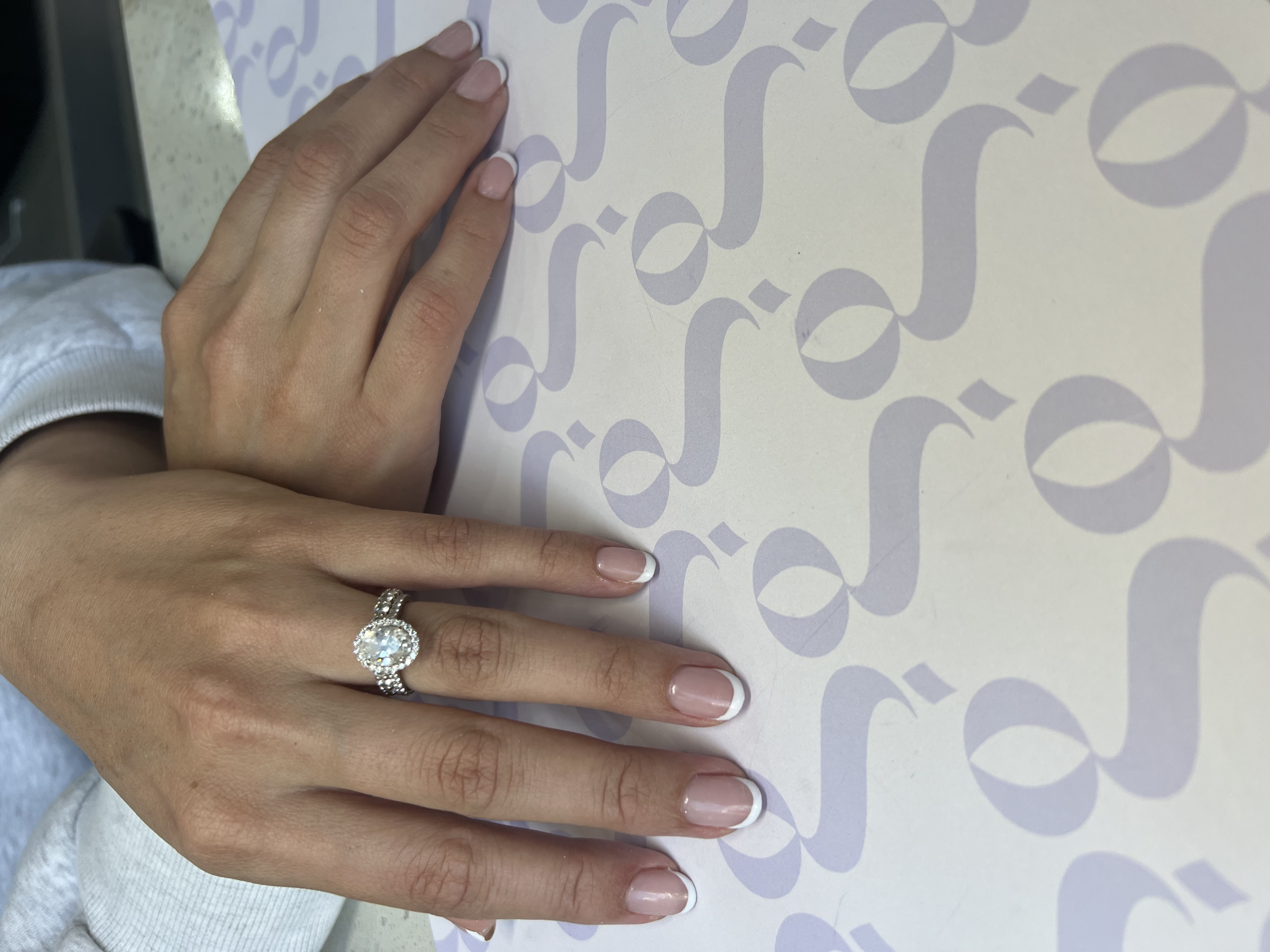 No chip manicure